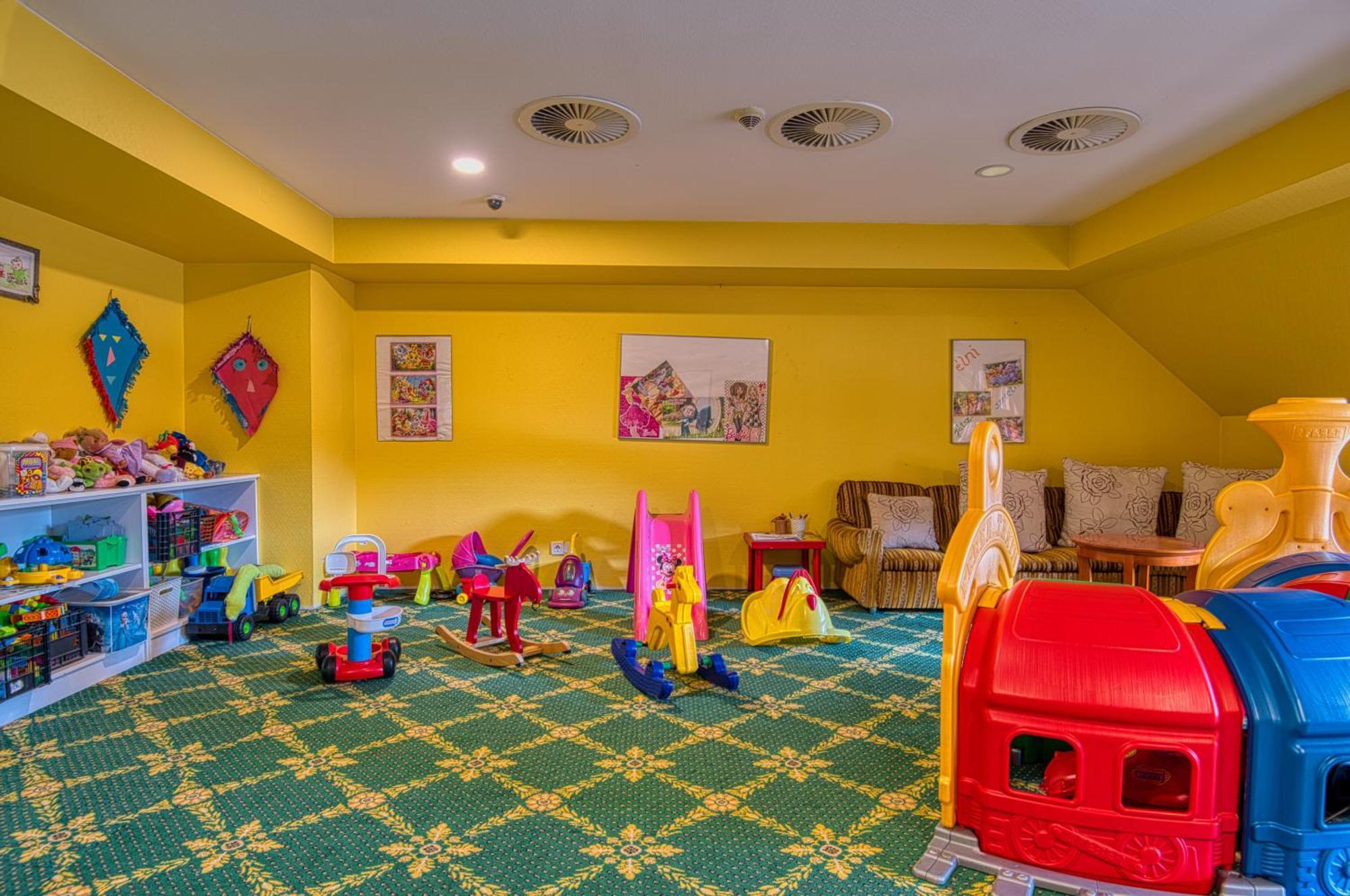 Hotel Bellevue Esztergom Luaran gambar