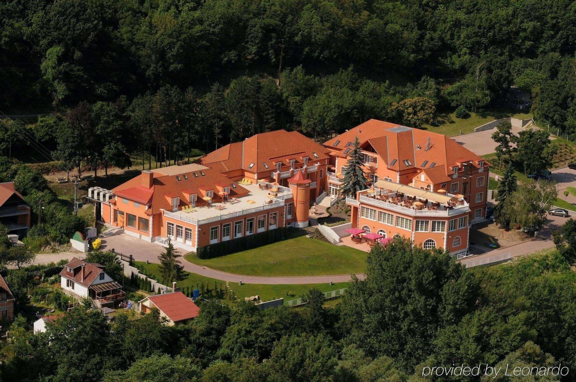 Hotel Bellevue Esztergom Luaran gambar