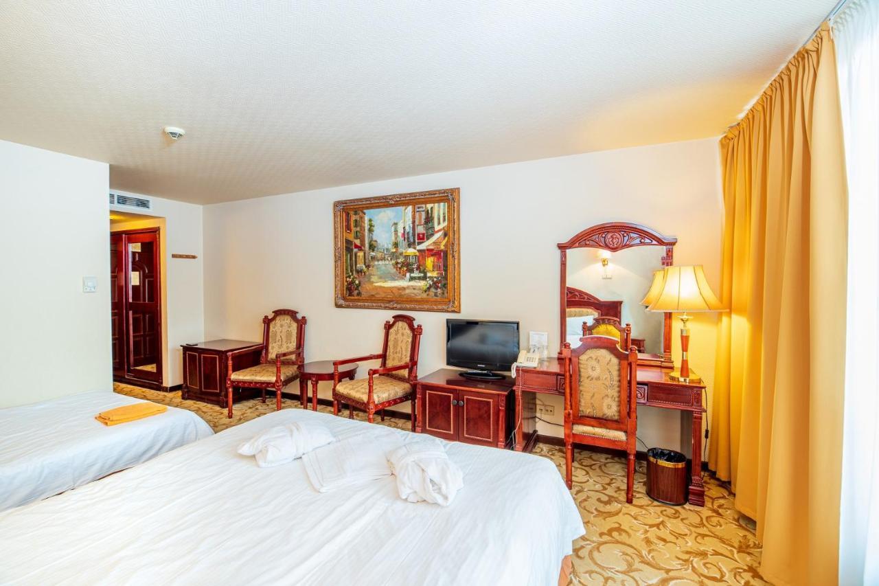 Hotel Bellevue Esztergom Luaran gambar